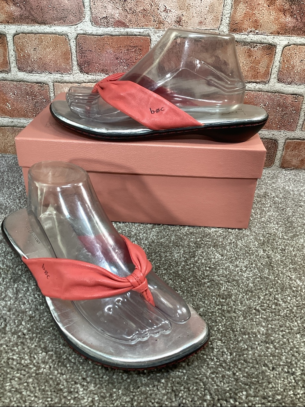 BOC born concept flip flop sandals size 9